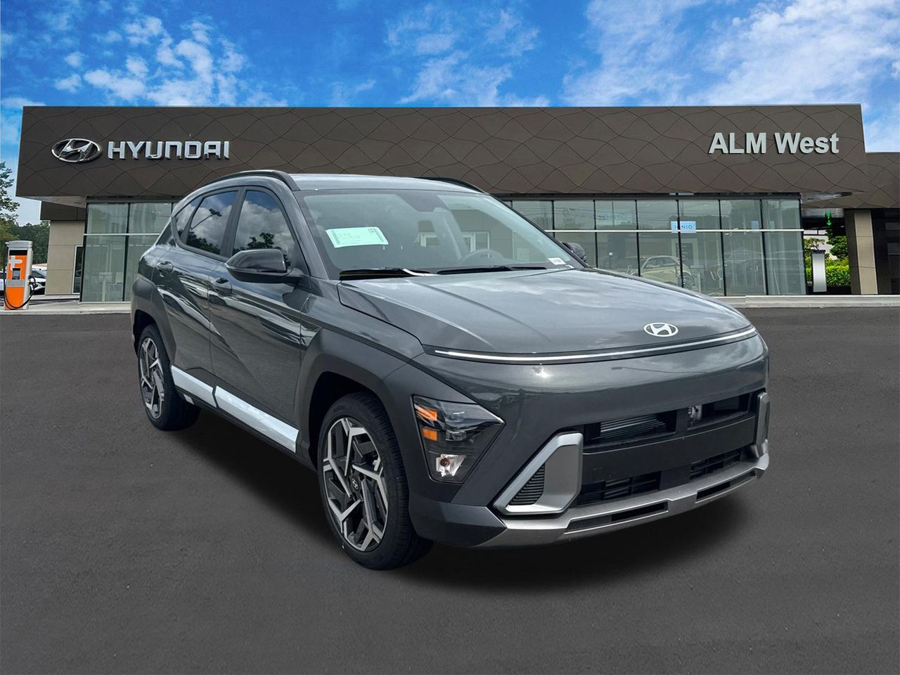 New 2026 Gray HYUNDAI SEL Premium FWD image 4