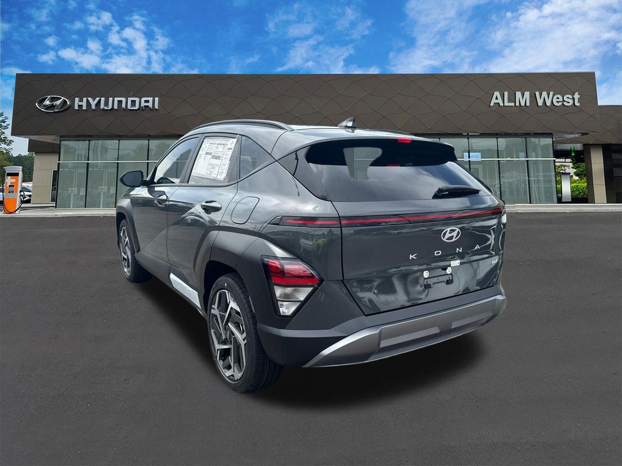 New 2026 Gray HYUNDAI SEL Premium FWD image 8