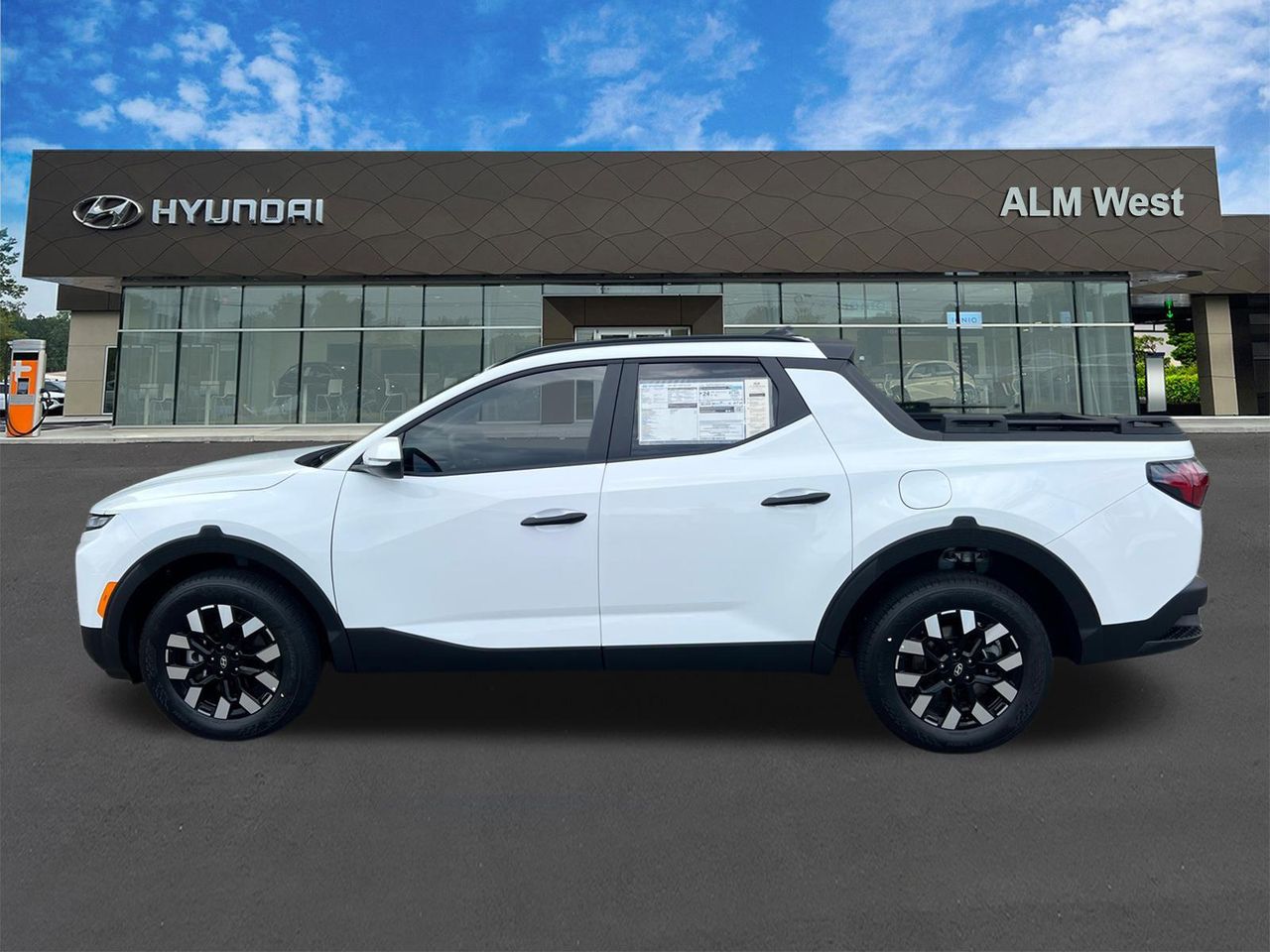 New 2026 White Hyundai SEL AWD image 9