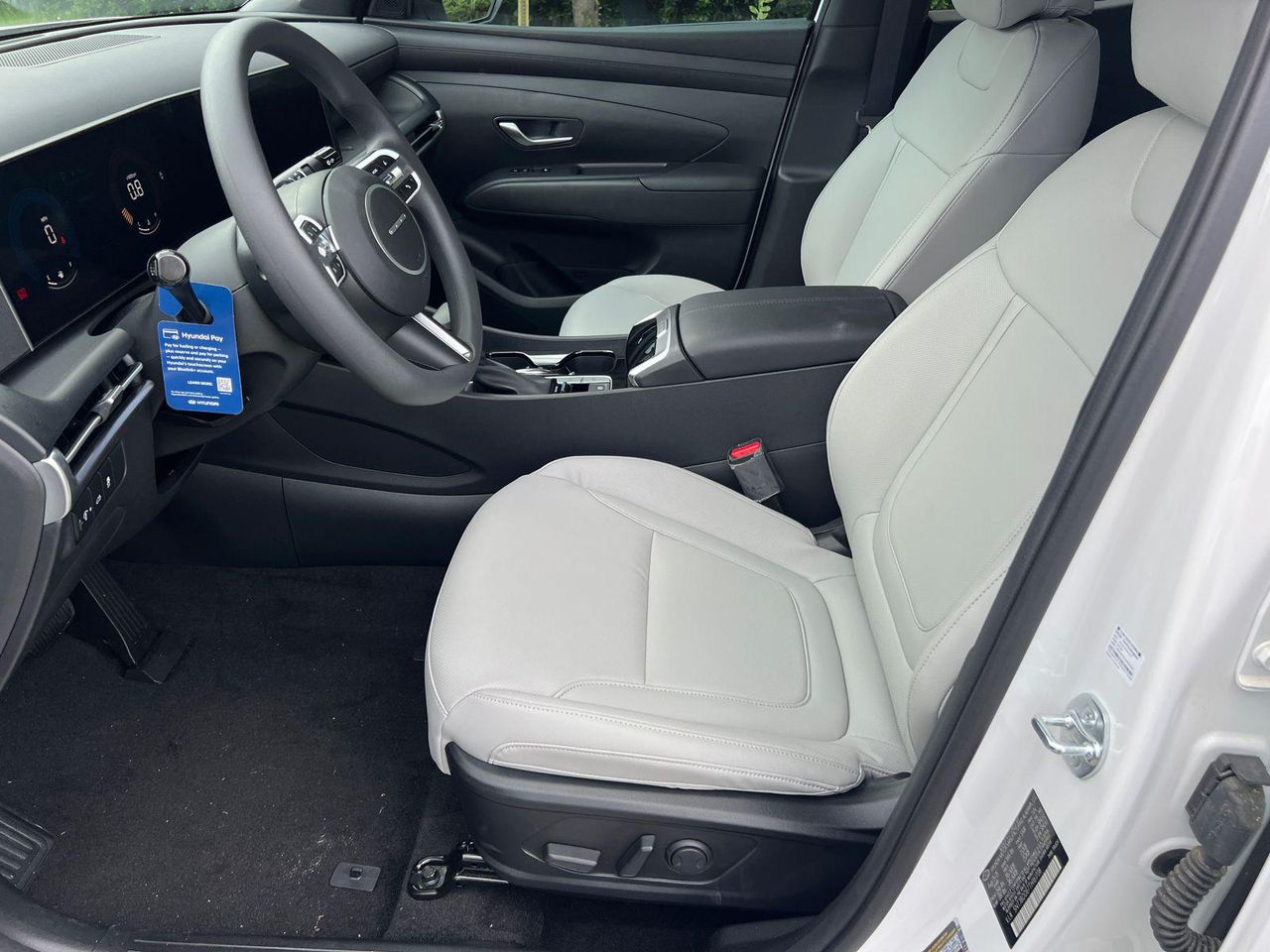 New 2026 White Hyundai SEL AWD image 10