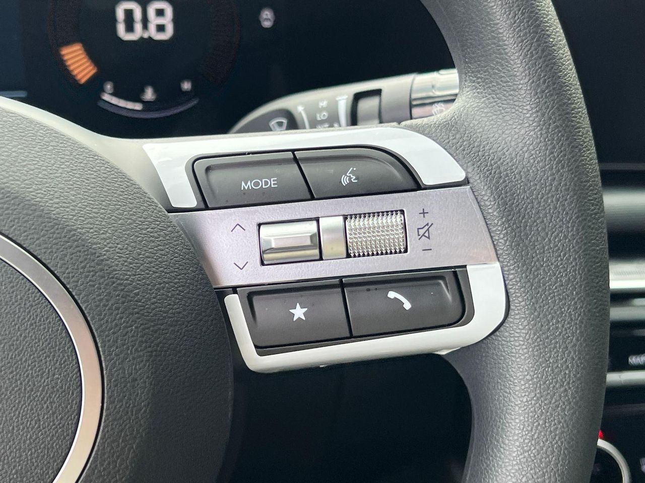 New 2026 White Hyundai SEL AWD image 21