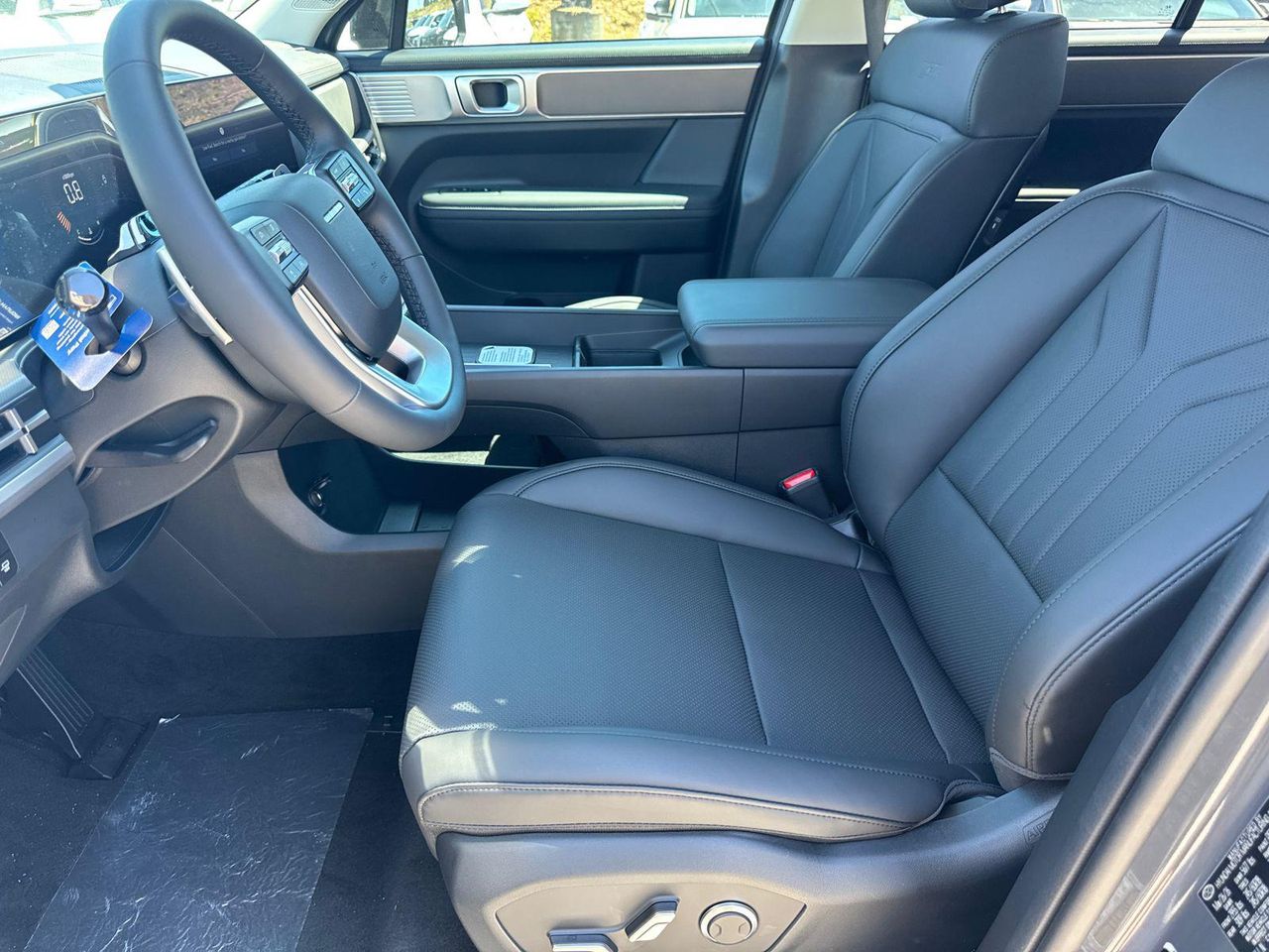 New 2026 Gray HYUNDAI XRT AWD image 10
