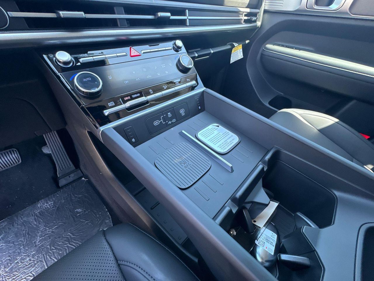 New 2026 Gray HYUNDAI XRT AWD image 31