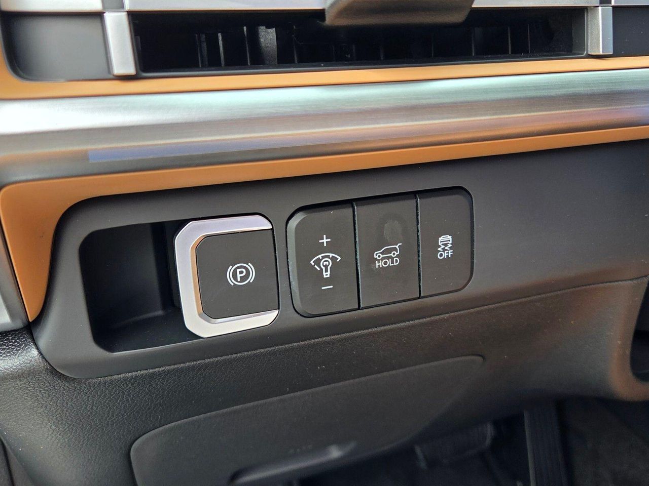 New 2026 White HYUNDAI Limited AWD image 26