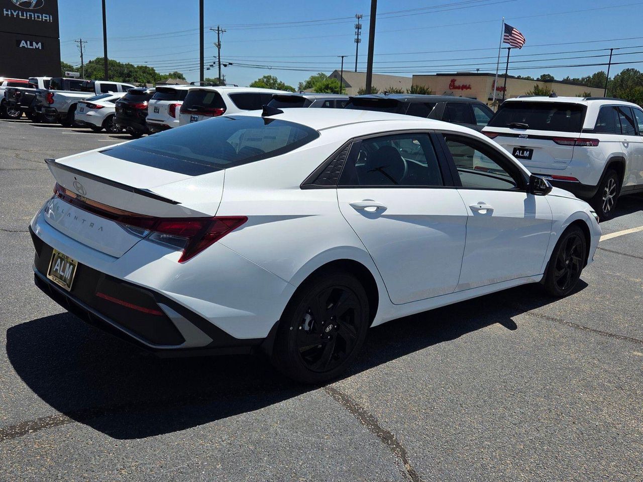 New 2026 White Pearl HYUNDAI SEL Sport image 12