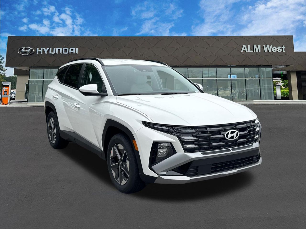 New 2026 White Hyundai SEL FWD image 4