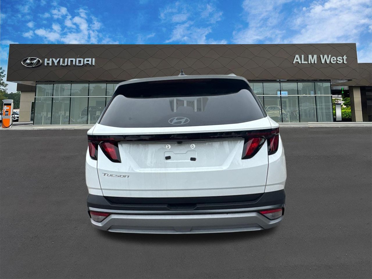 New 2026 White Hyundai SEL FWD image 7