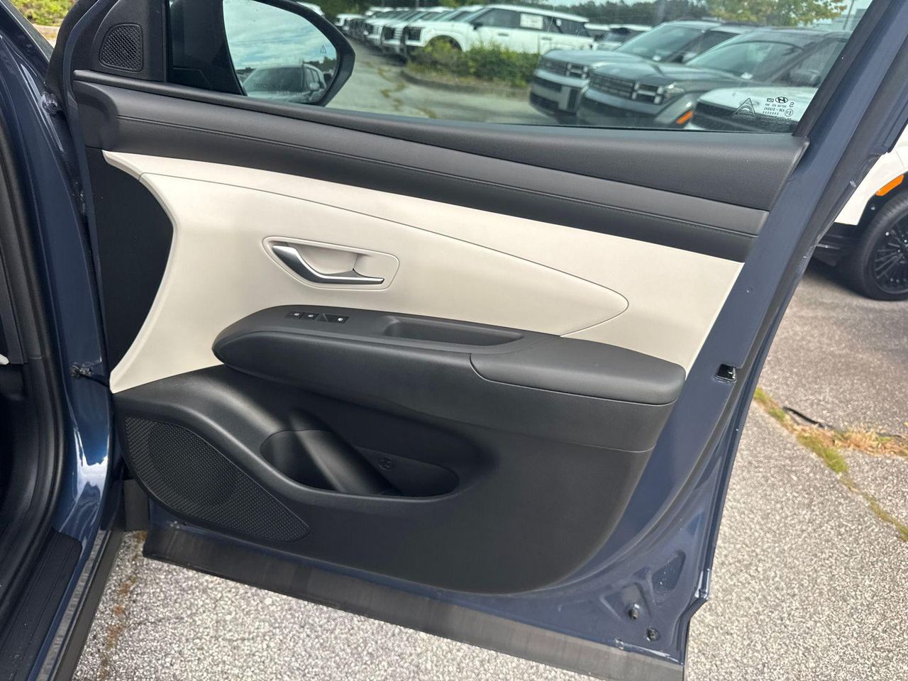 New 2026 Blue Hyundai SEL FWD image 15