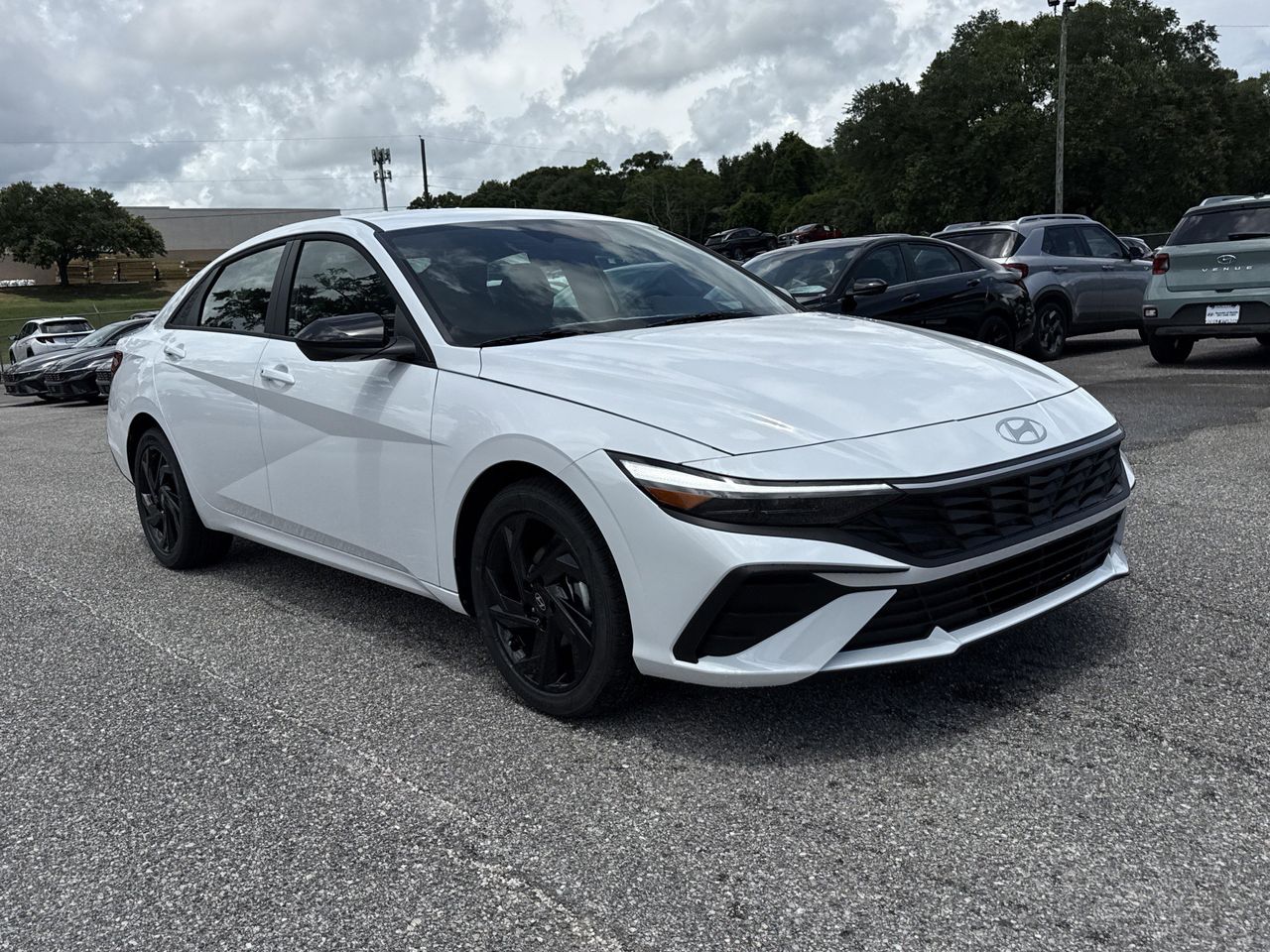 2026 Hyundai Elantra 2.0 SEL Sport IVT's photo