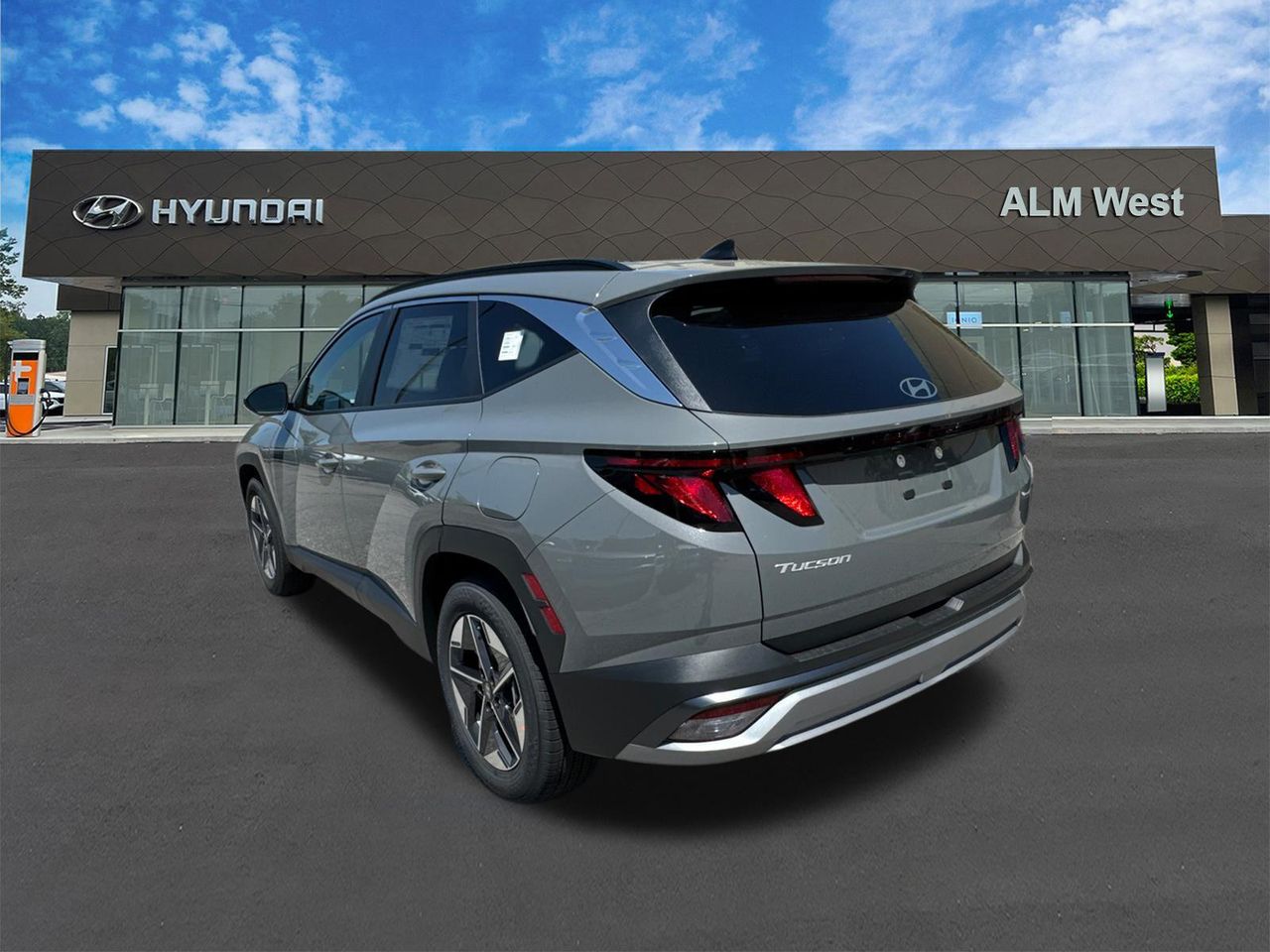 New 2026 Gray Hyundai SEL FWD image 8