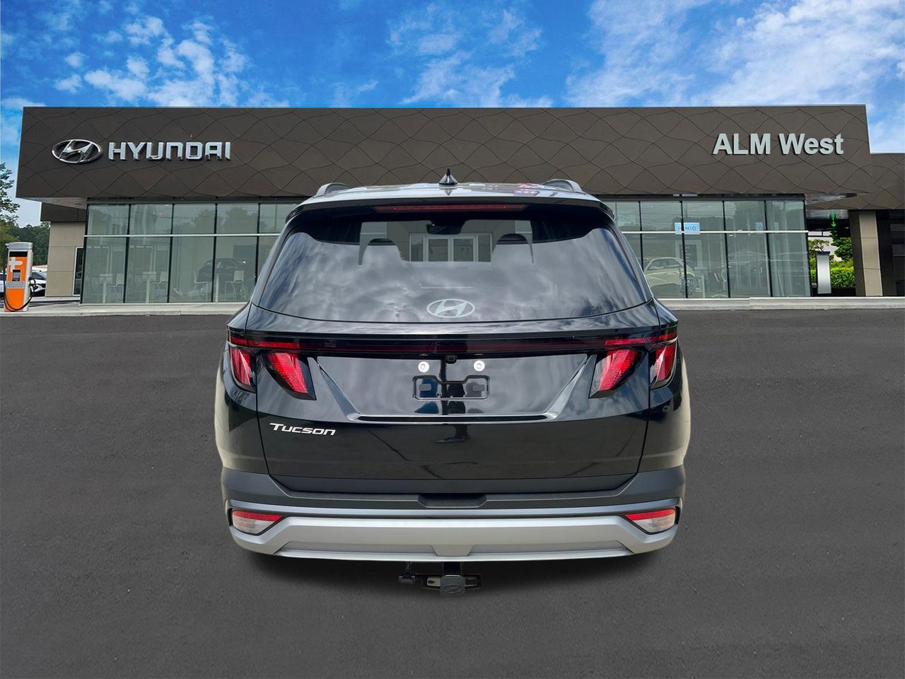 New 2026 Phantom Black HYUNDAI SEL FWD image 7