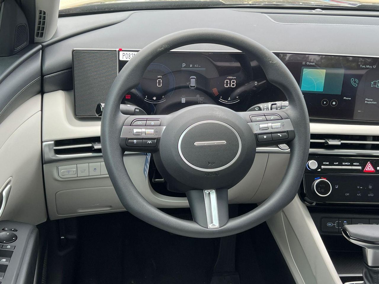 New 2026 Phantom Black HYUNDAI SEL FWD image 18