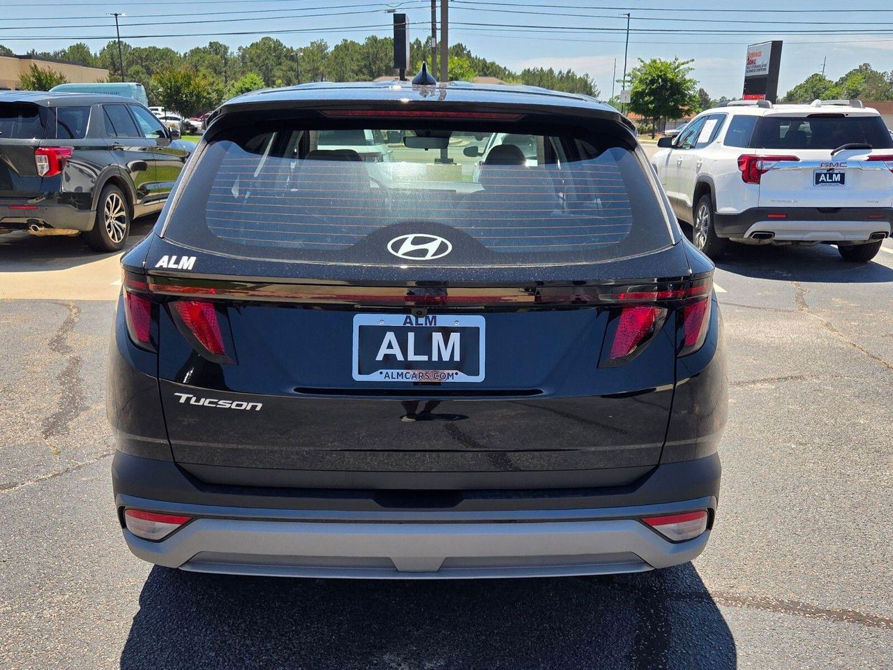 New 2026 Phantom Black HYUNDAI SE FWD image 10