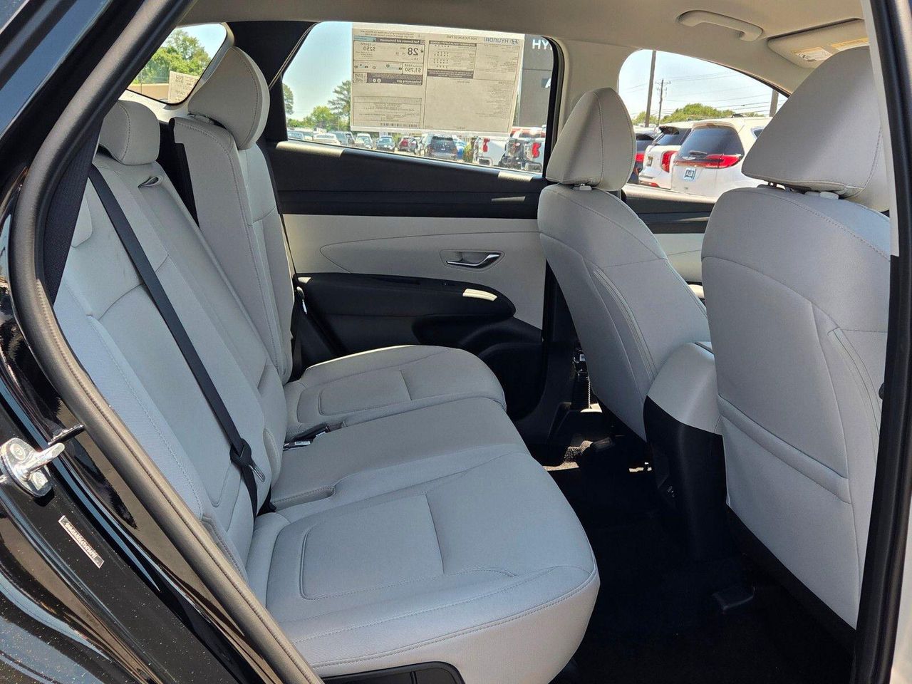 New 2026 Phantom Black HYUNDAI SE FWD image 15