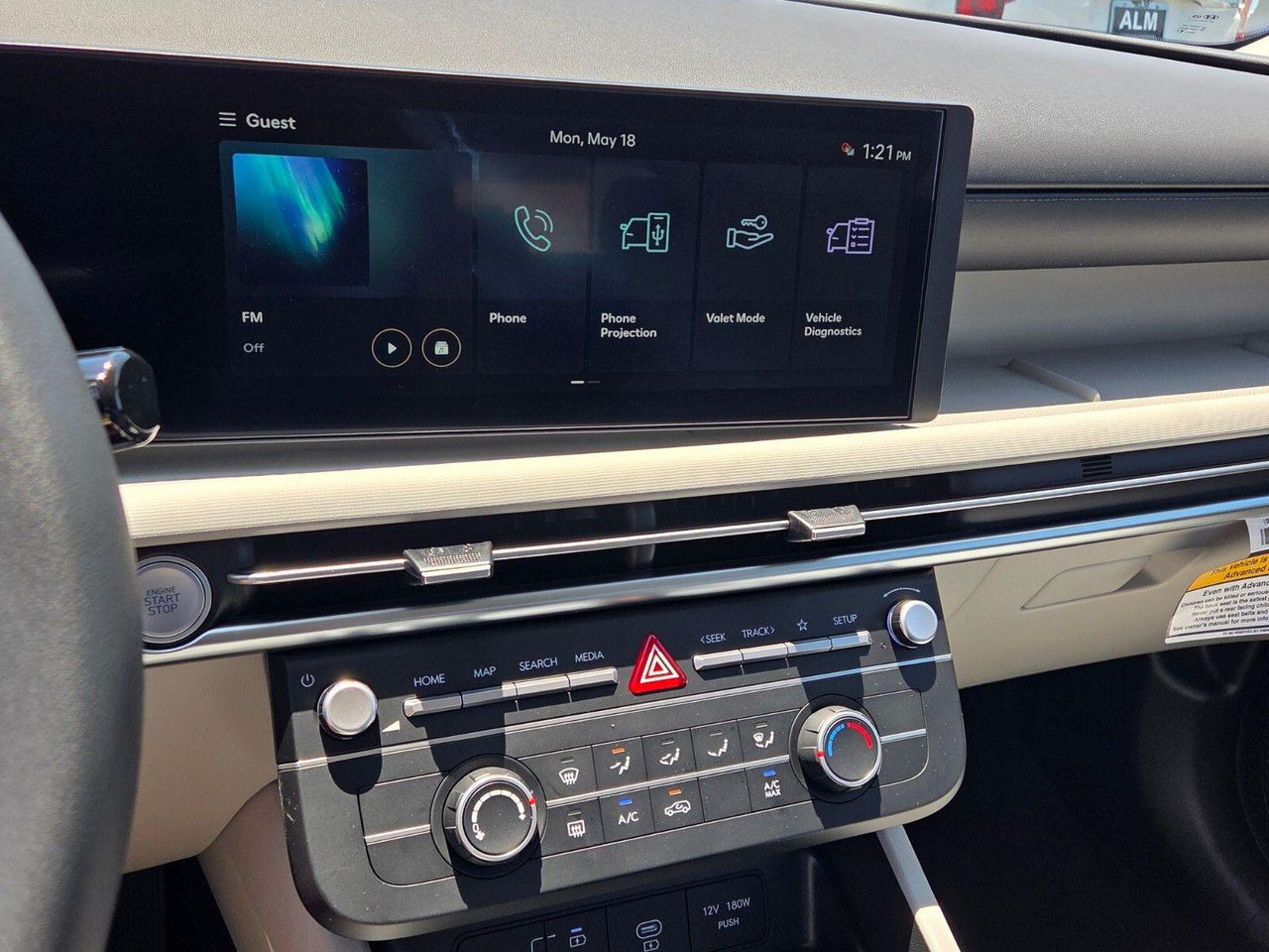 New 2026 Phantom Black HYUNDAI SE FWD image 19