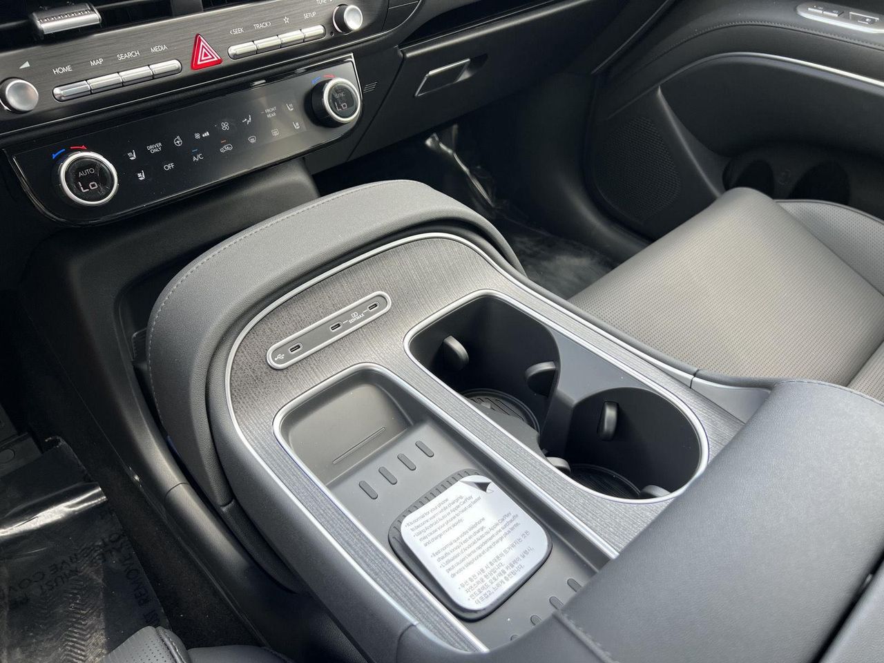 New 2026 Creamy White Pearl Hyundai SEL Premium 8P image 246