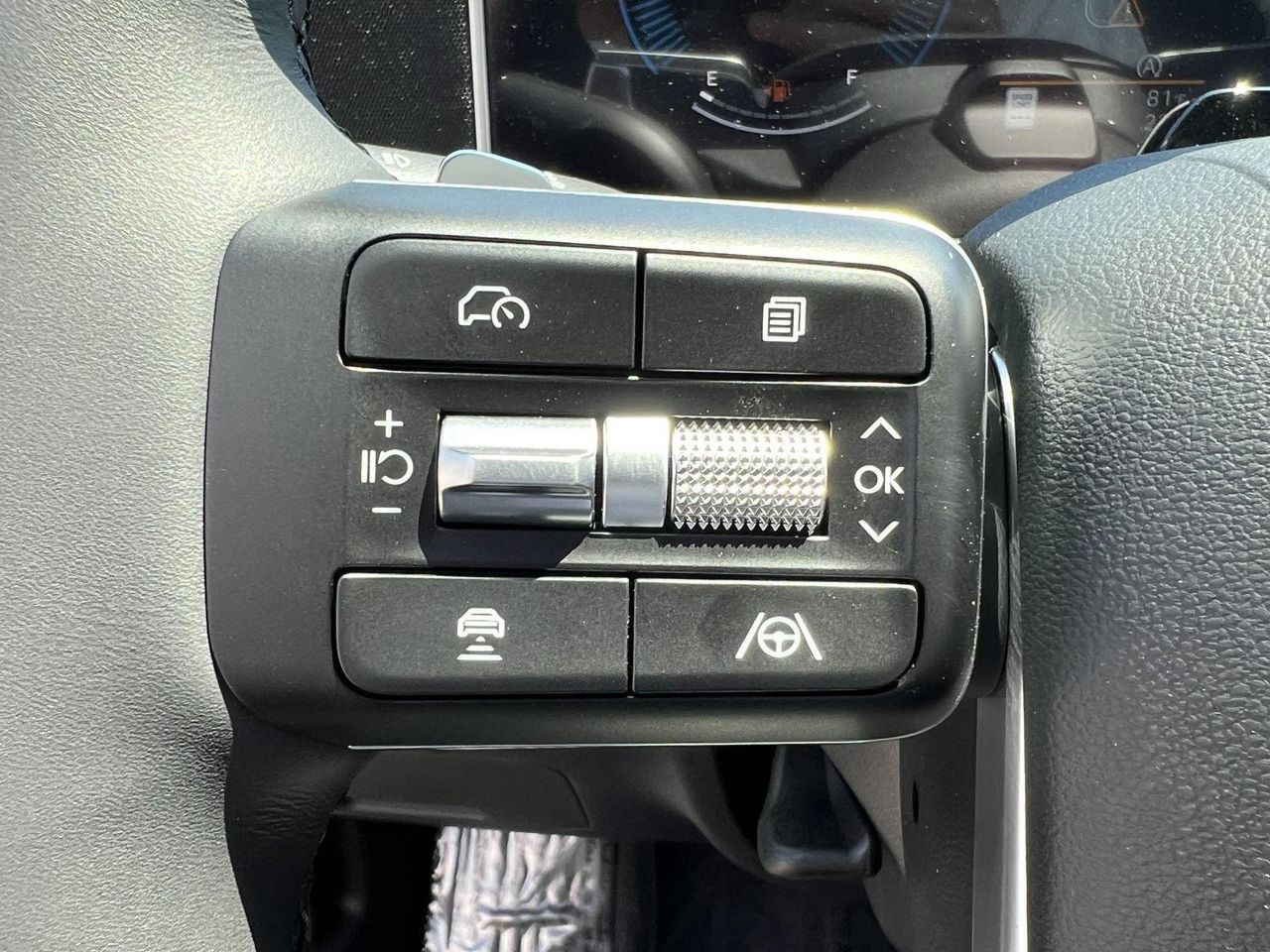 New 2026 Serenity White Hyundai SEL AWD image 226