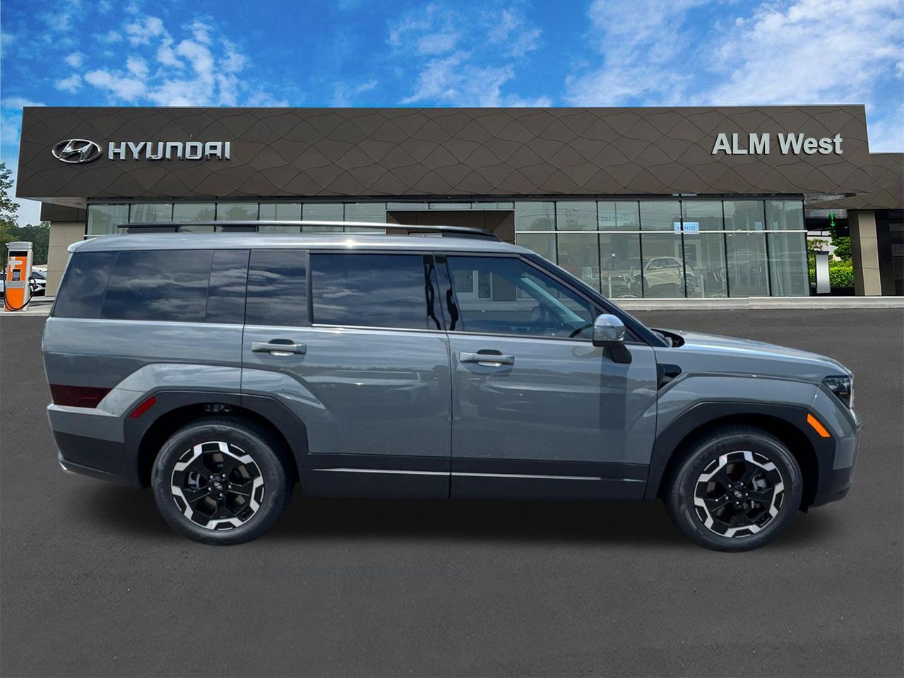 New 2026 Gray Hyundai SEL FWD image 5