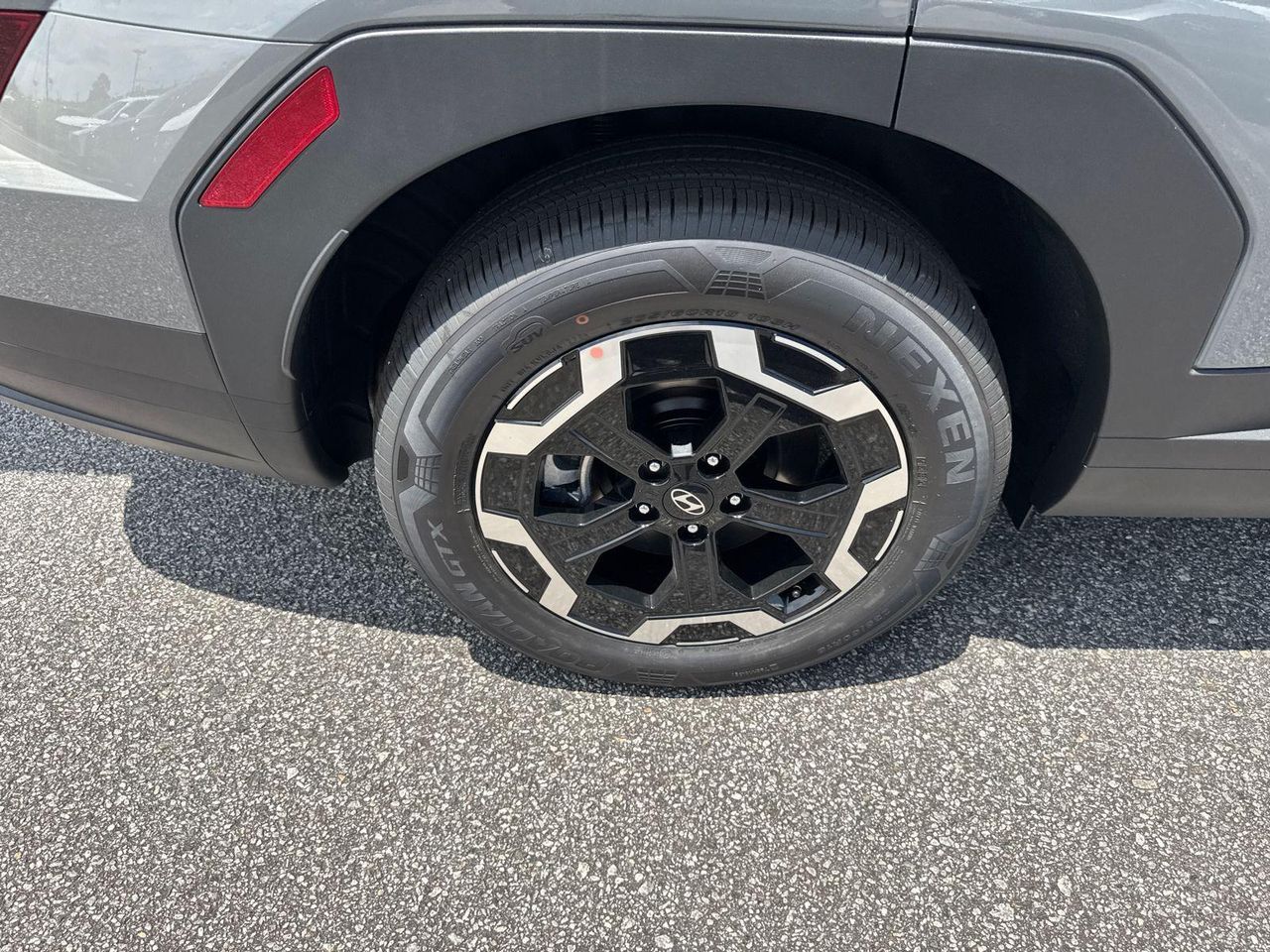 New 2026 Gray Hyundai SEL FWD image 18