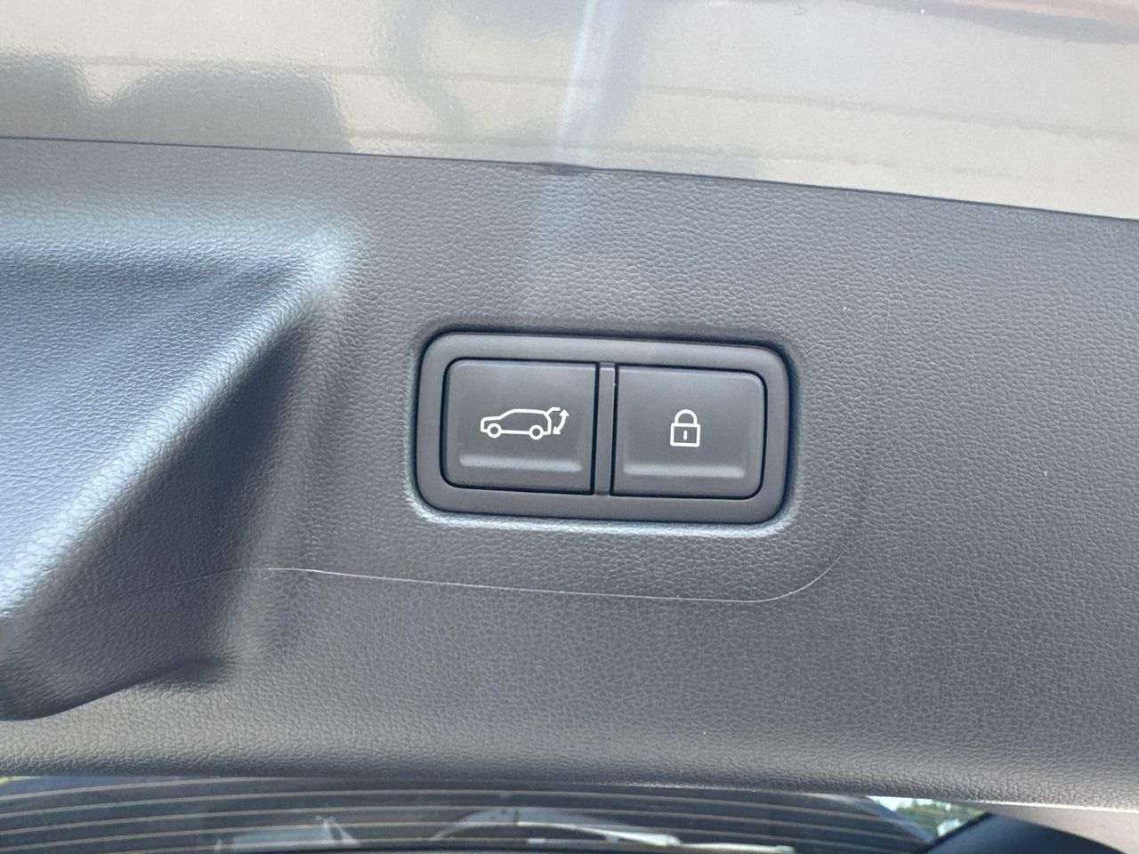New 2026 Gray Hyundai SEL FWD image 20
