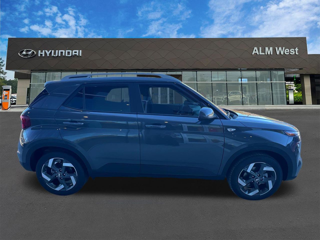 New 2026 Gray HYUNDAI SEL image 5