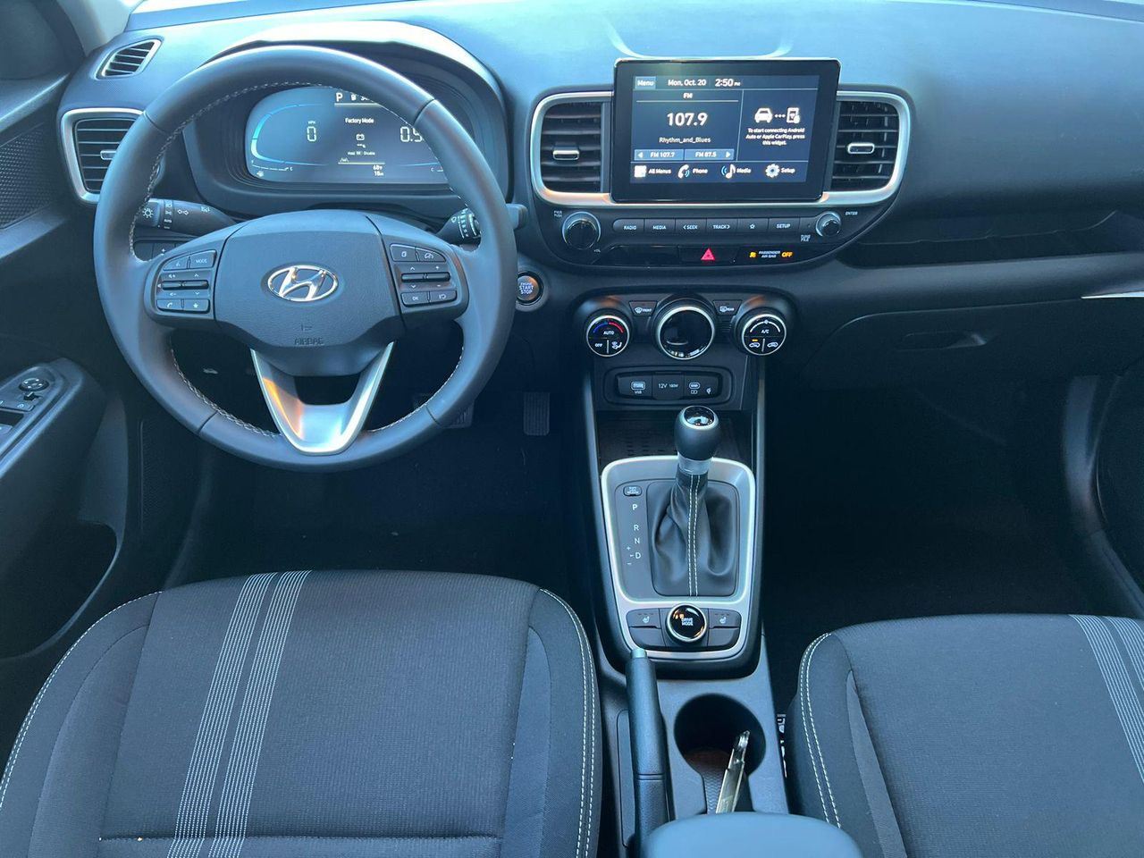 New 2026 Gray HYUNDAI SEL image 17