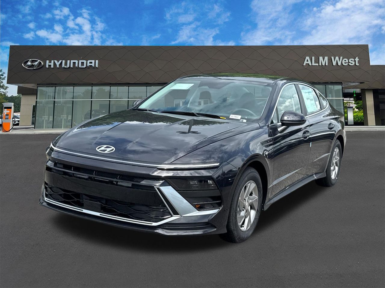 2026 Hyundai Sonata SE's photo
