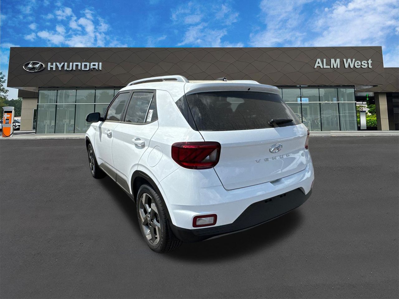 New 2026 White Hyundai SEL image 8