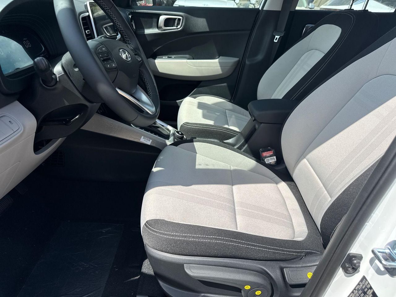 New 2026 White Hyundai SEL image 10