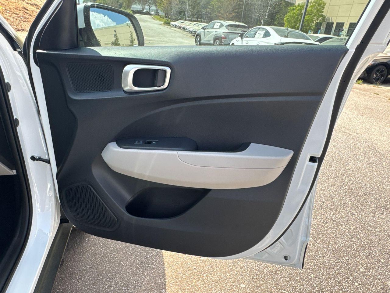 New 2026 White Hyundai SEL image 15