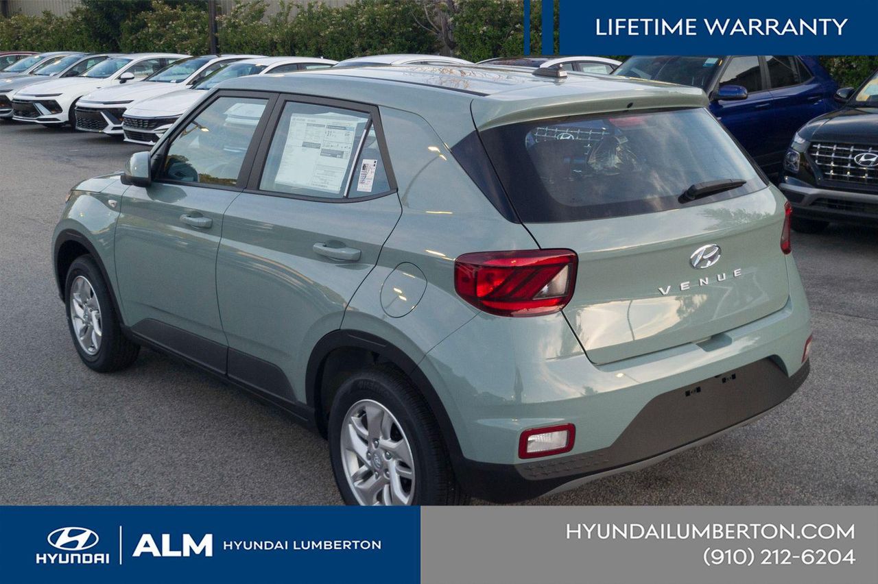 New 2026 Green Hyundai SE image 10