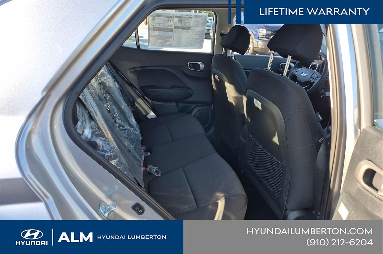 New 2026 Shimmering Silver Hyundai SE image 18