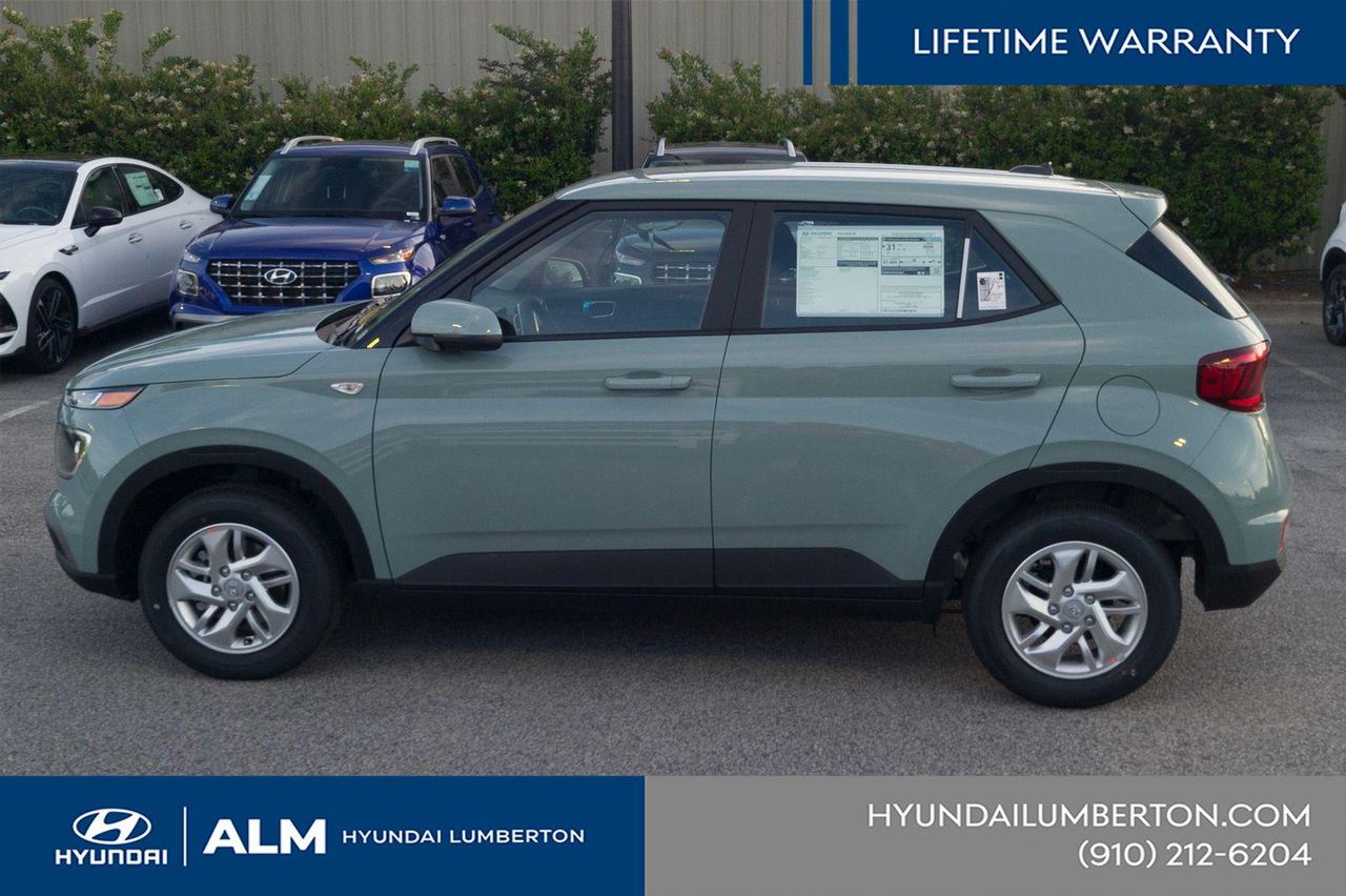 New 2026 Green Hyundai SE image 11