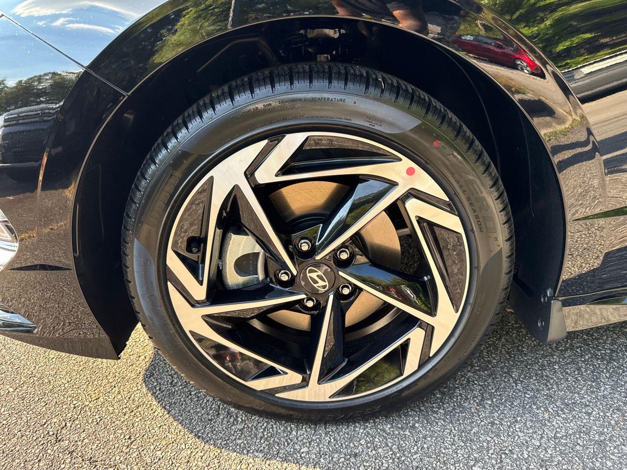 New 2026 Black HYUNDAI SEL Sport image 12