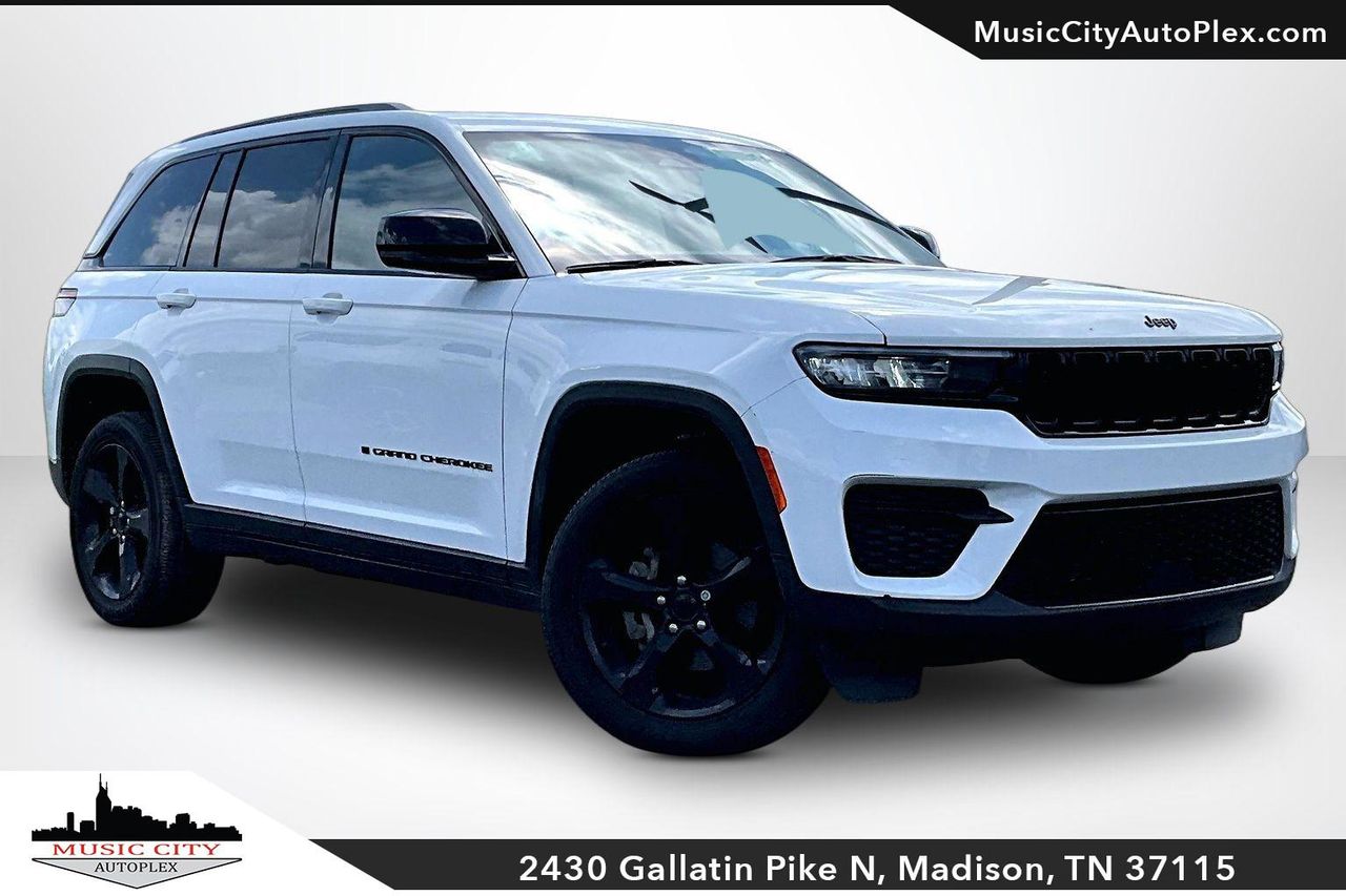 2023 Jeep Grand Cherokee Altitude 4x4's photo