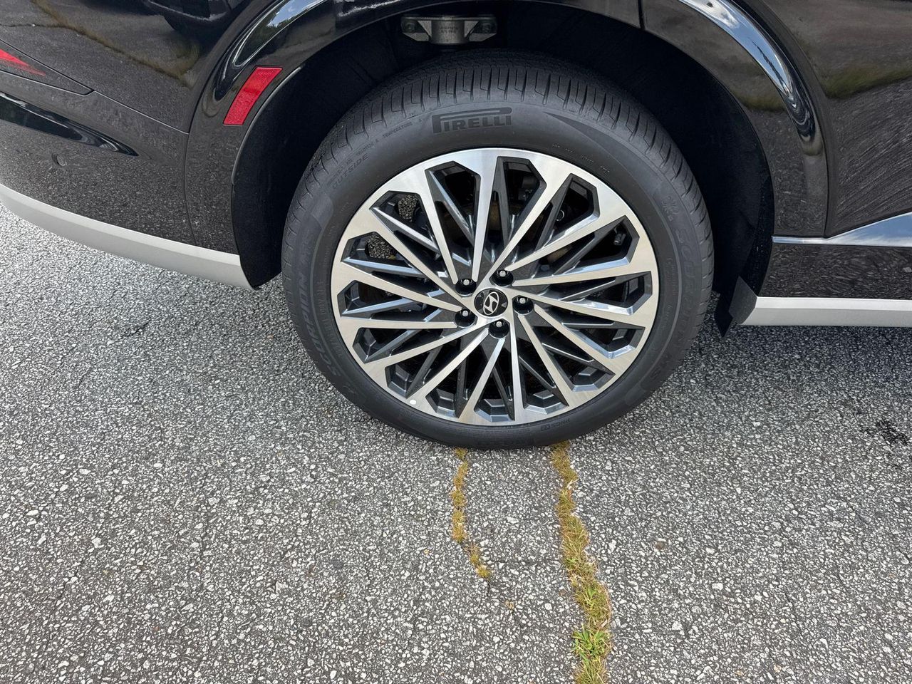 New 2026 Abyss Black HYUNDAI Calligraphy image 18