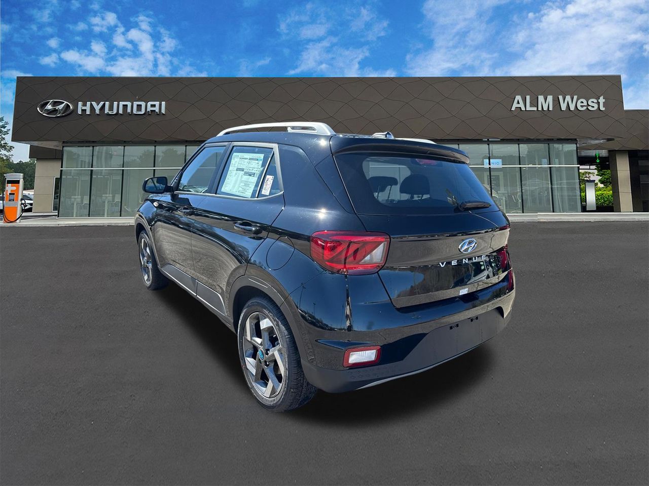 New 2026 Black HYUNDAI SEL image 8