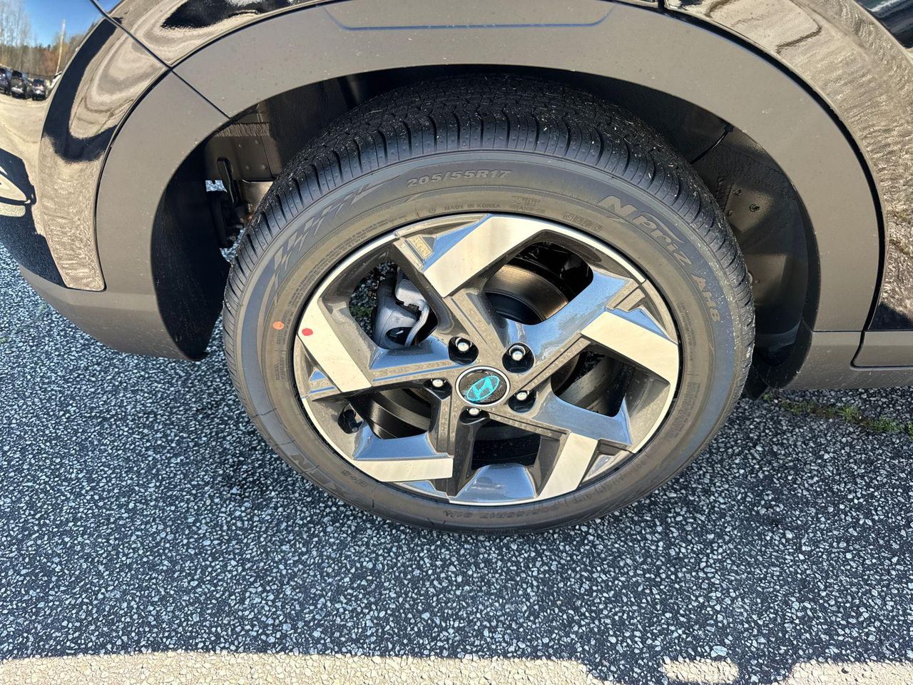 New 2026 Black HYUNDAI SEL image 18