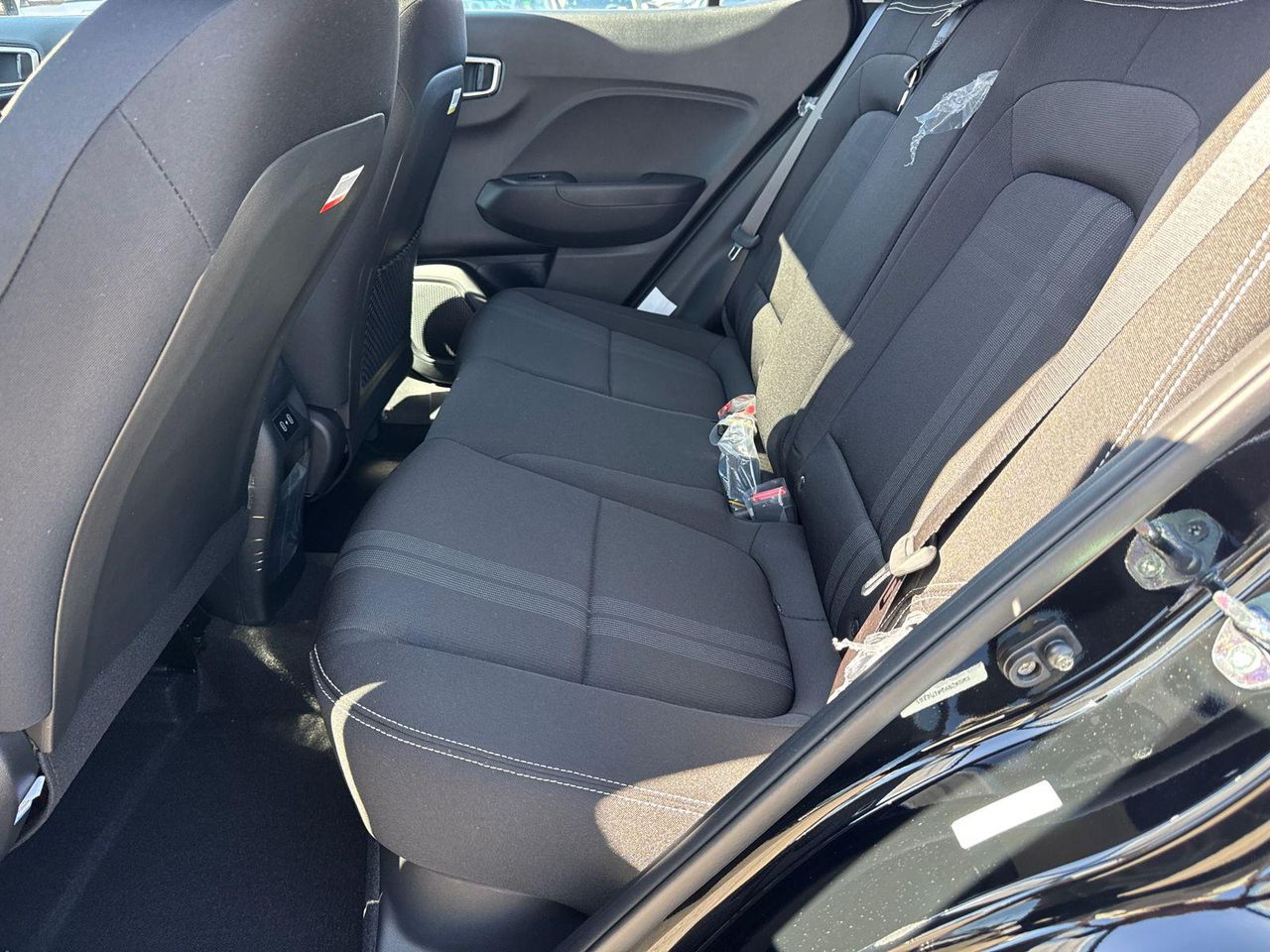 New 2026 Black HYUNDAI SEL image 21