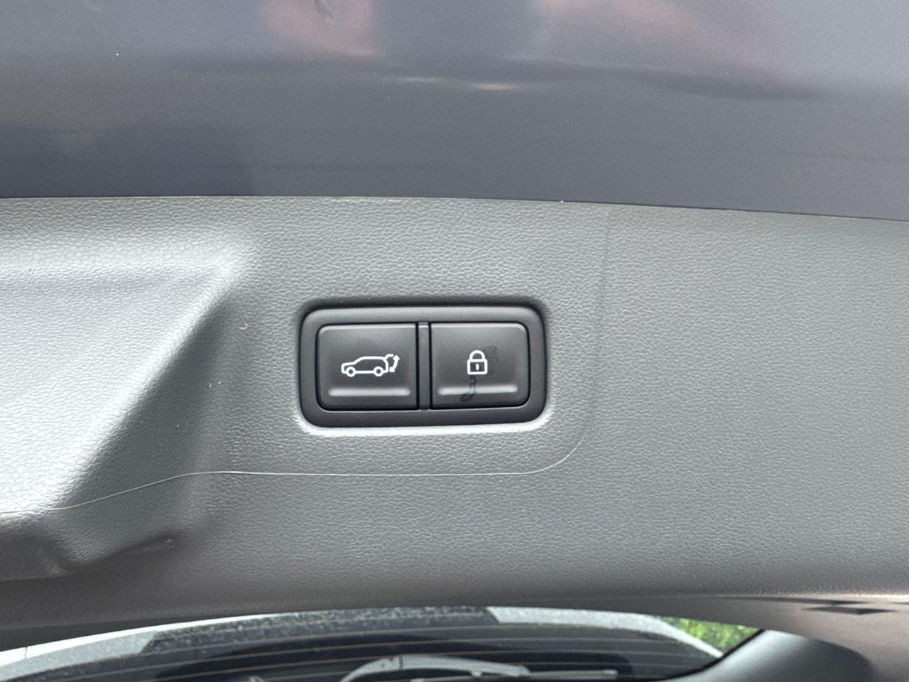 New 2026 Gray HYUNDAI SE FWD image 20