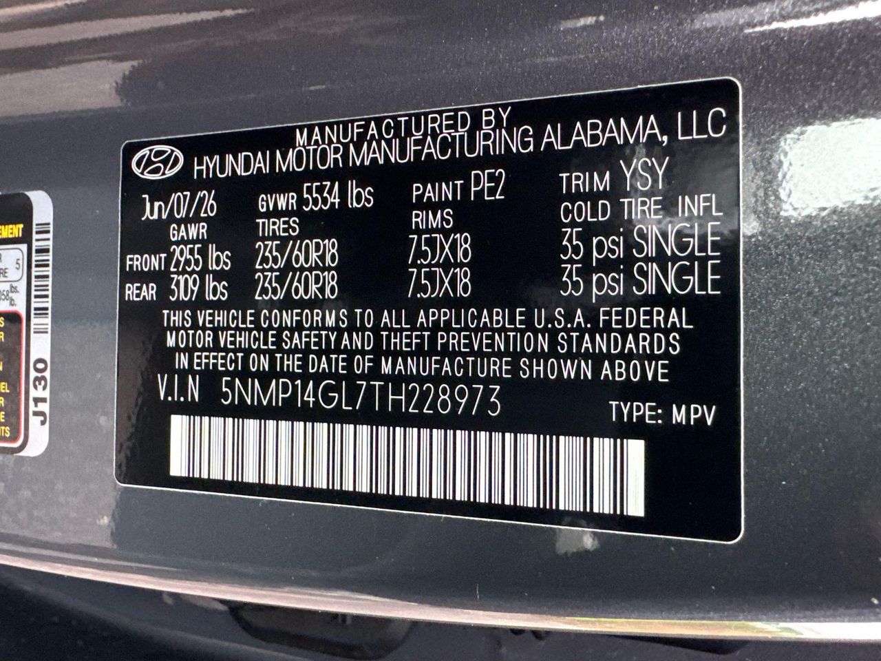 New 2026 Gray HYUNDAI SE FWD image 33