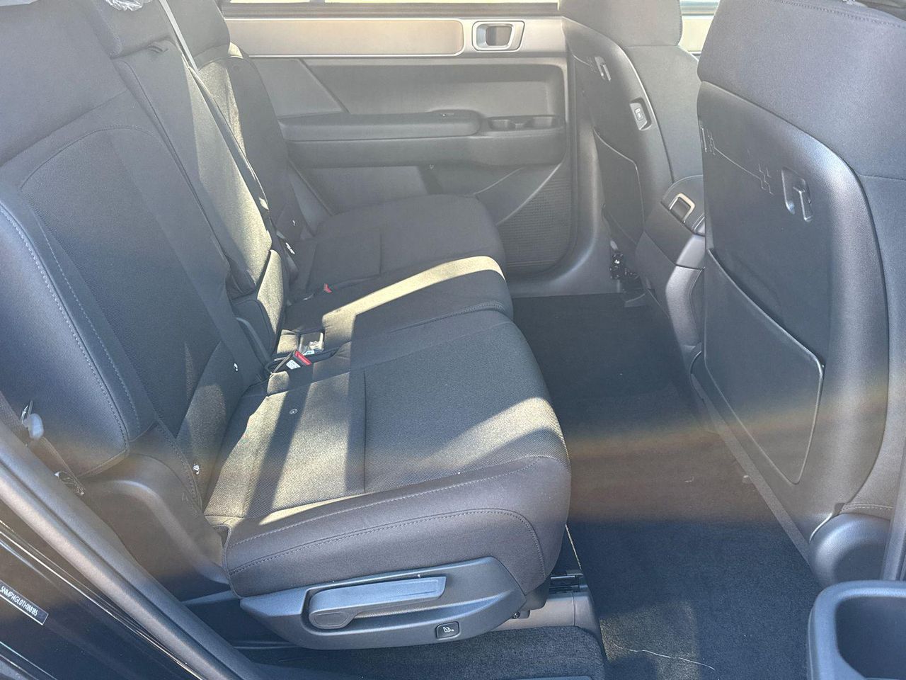 New 2026 Black HYUNDAI SE FWD image 16