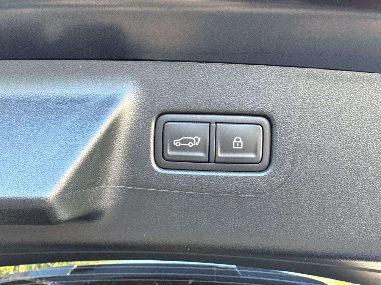 New 2026 Black HYUNDAI SE FWD image 20