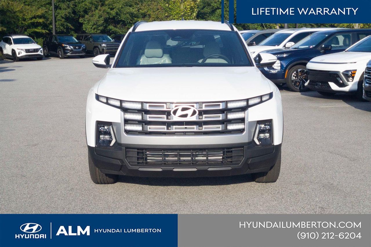 New 2026 White Hyundai SEL FWD image 3