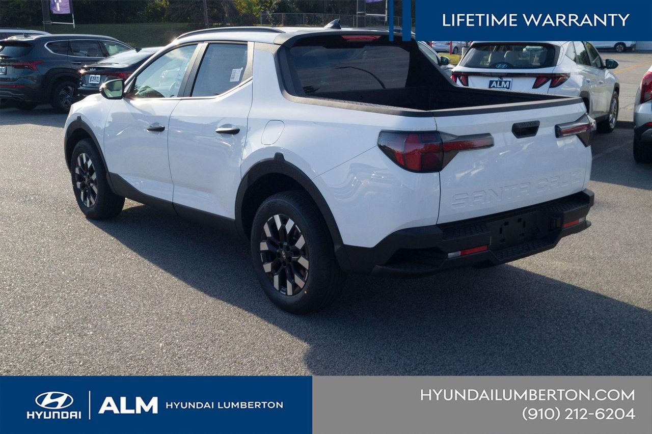 New 2026 White Hyundai SEL FWD image 9