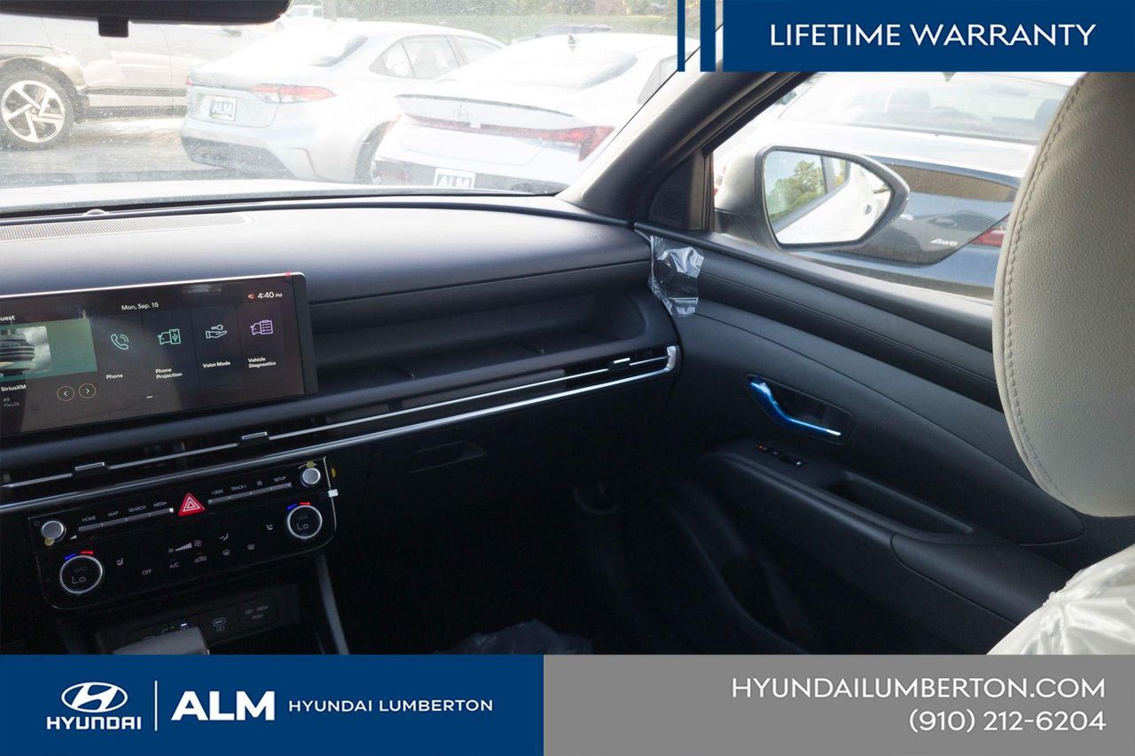 New 2026 White Hyundai SEL FWD image 17