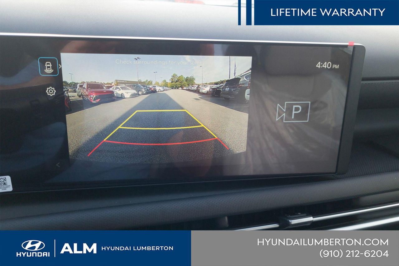 New 2026 White Hyundai SEL FWD image 21