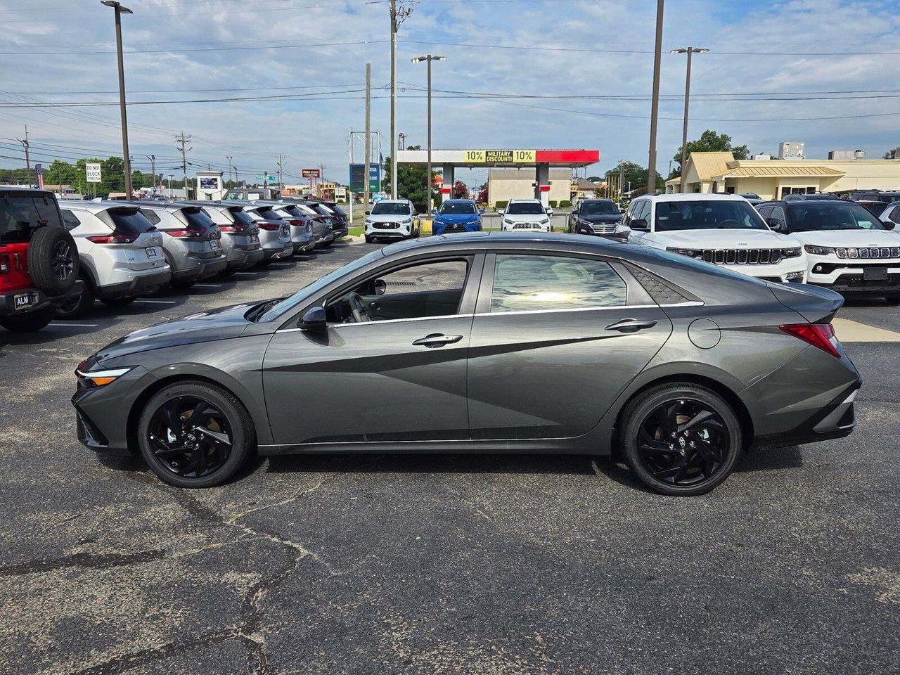 New 2026 Gray HYUNDAI SEL Sport image 4
