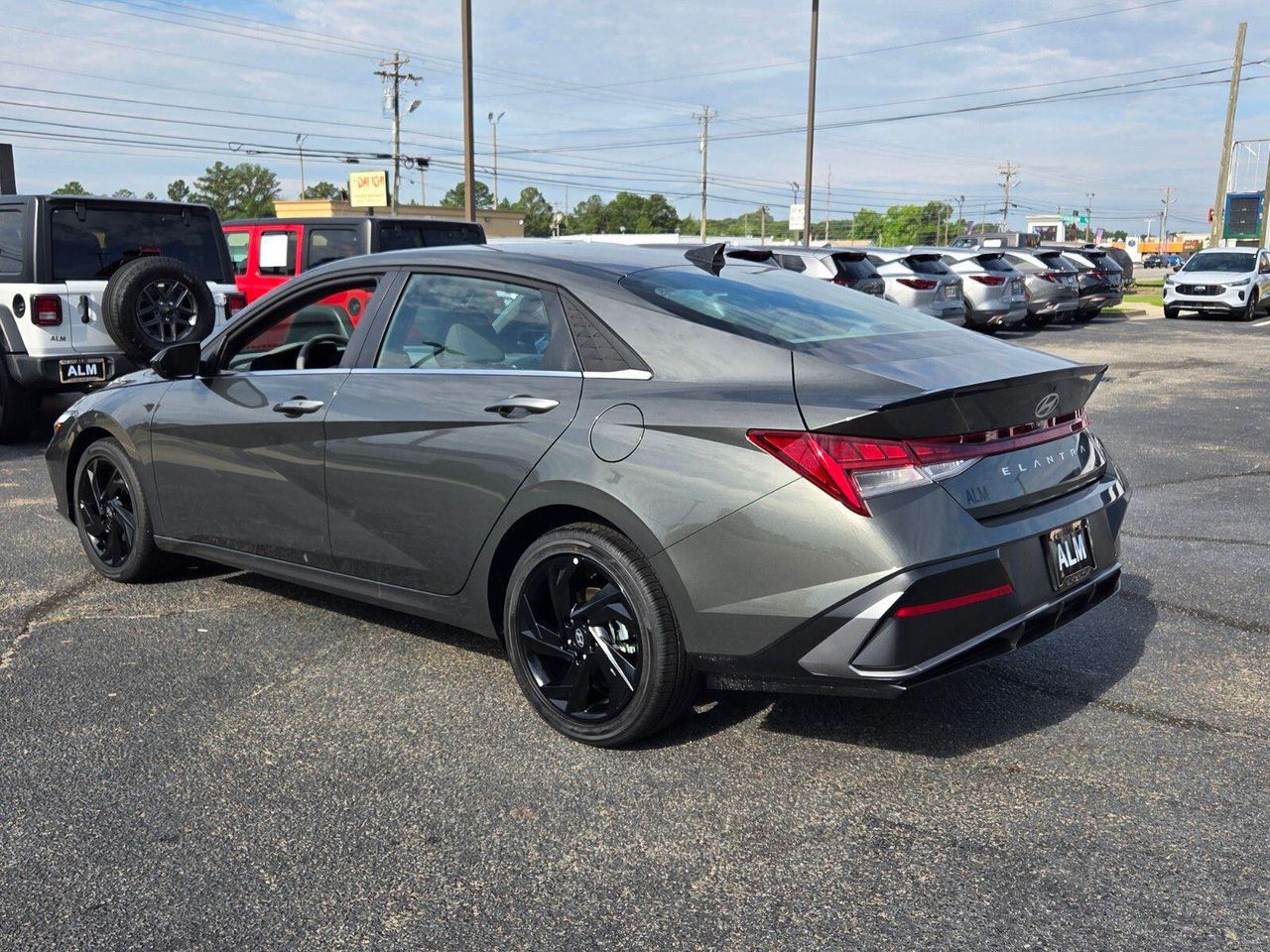 New 2026 Gray HYUNDAI SEL Sport image 9