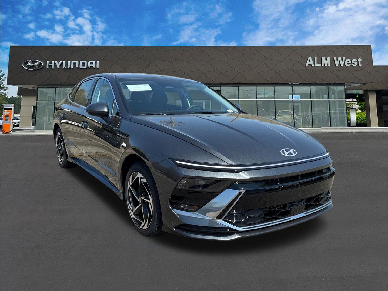 New 2026 Gray Hyundai SEL Sport image 4